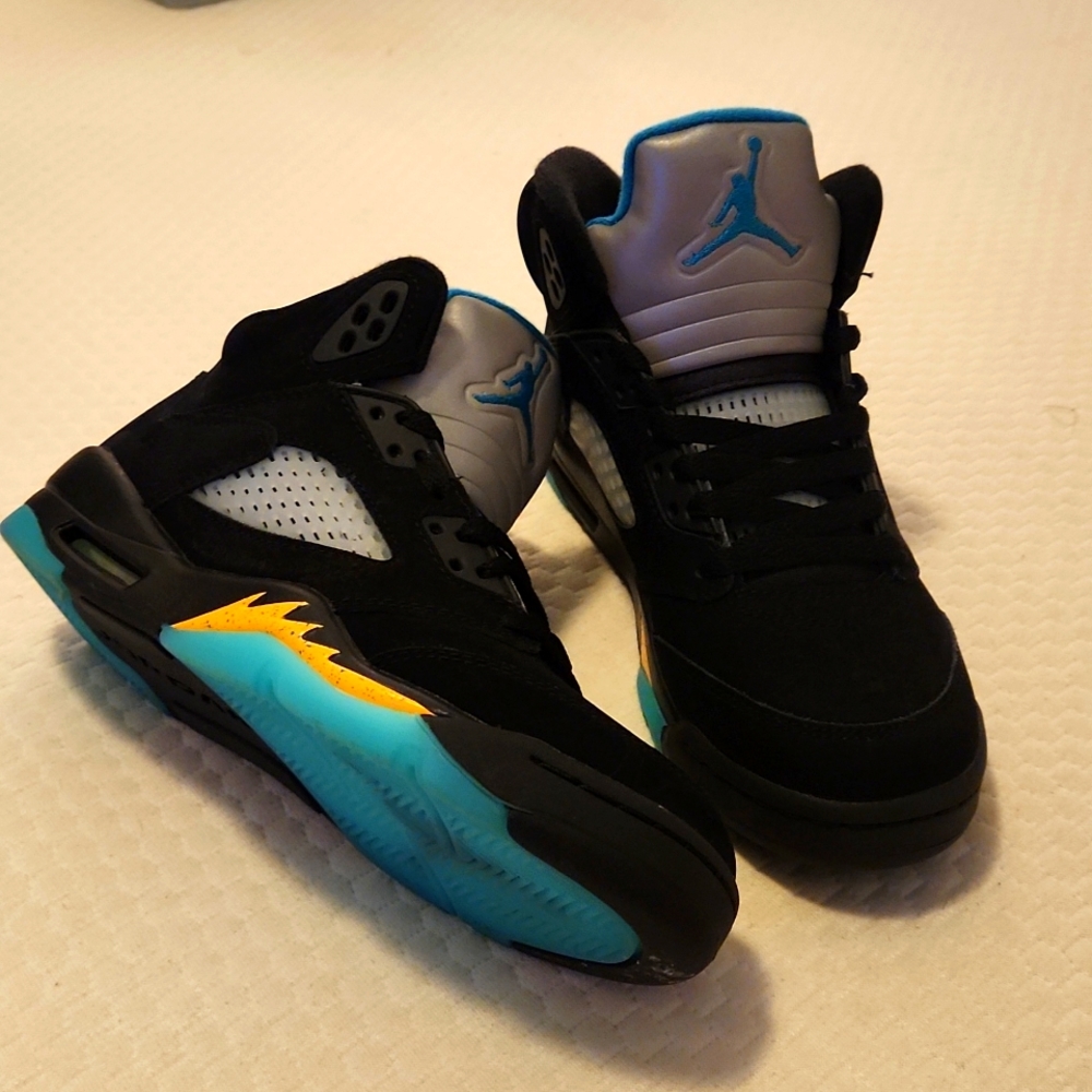 Air Jordan Vs - Big Kids 4.5
